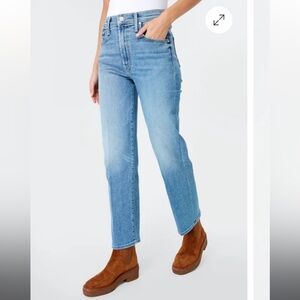 MOTHER  The Rambler Light ankle Jean.
